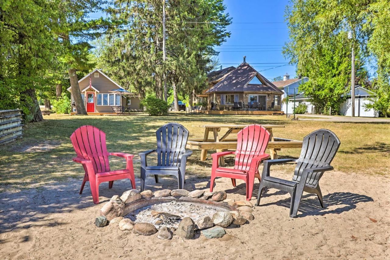 Quaint Studio With Shared Beach Walk To Suttons Bay المظهر الخارجي الصورة